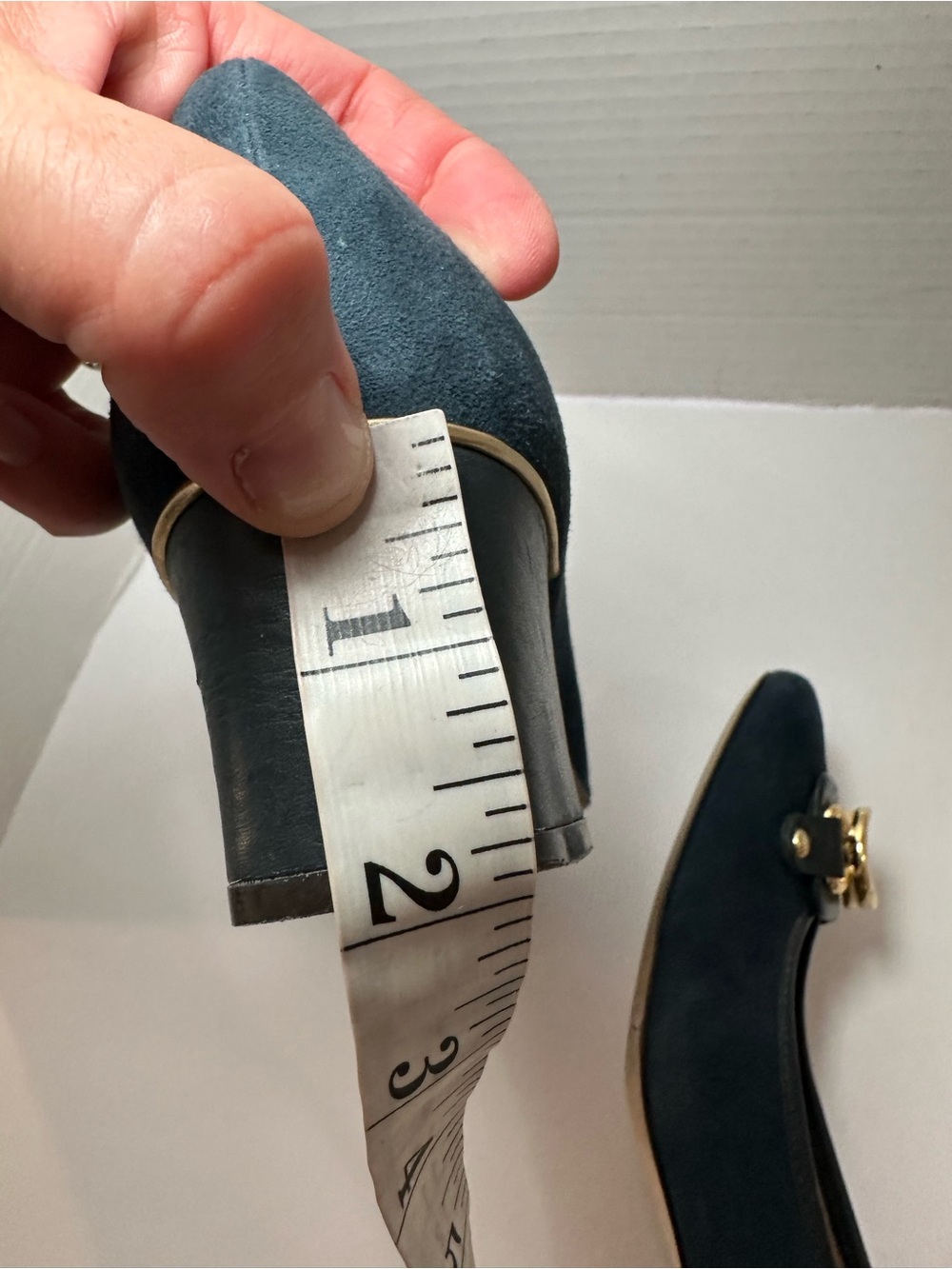 TALBOTS Women’s Teal Blue Suede Gold Buckle Trim Classic Low Block Heels- Size 8 - Picture 4 of 13